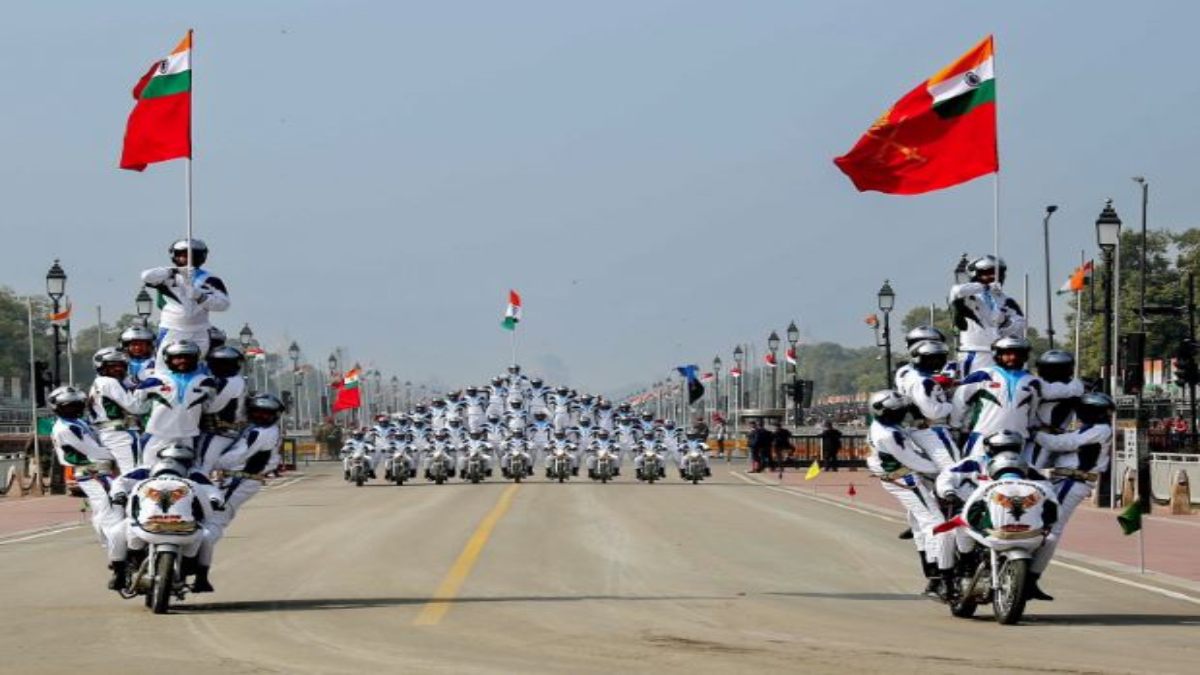 Delhi Traffic Advisory: दिल्ली में आज कई रास्ते रहेंगे बंद, घर से बाहर निकलने से पहले जान लें ट्रैफिक एडवाइजरी