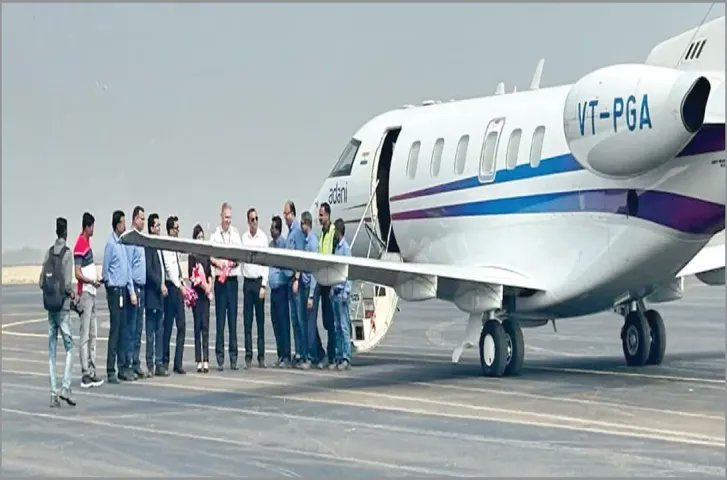 धामरा एयरपोर्ट पर पहली बार उतरी विमान