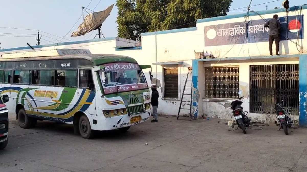बस में महिला ने दिया बच्ची को जन्म: सवारियों और चालक ने की मदद, फिर जच्‍चा-बच्‍चा को ड्राइवर लेकर पहुंचा अस्‍पताल