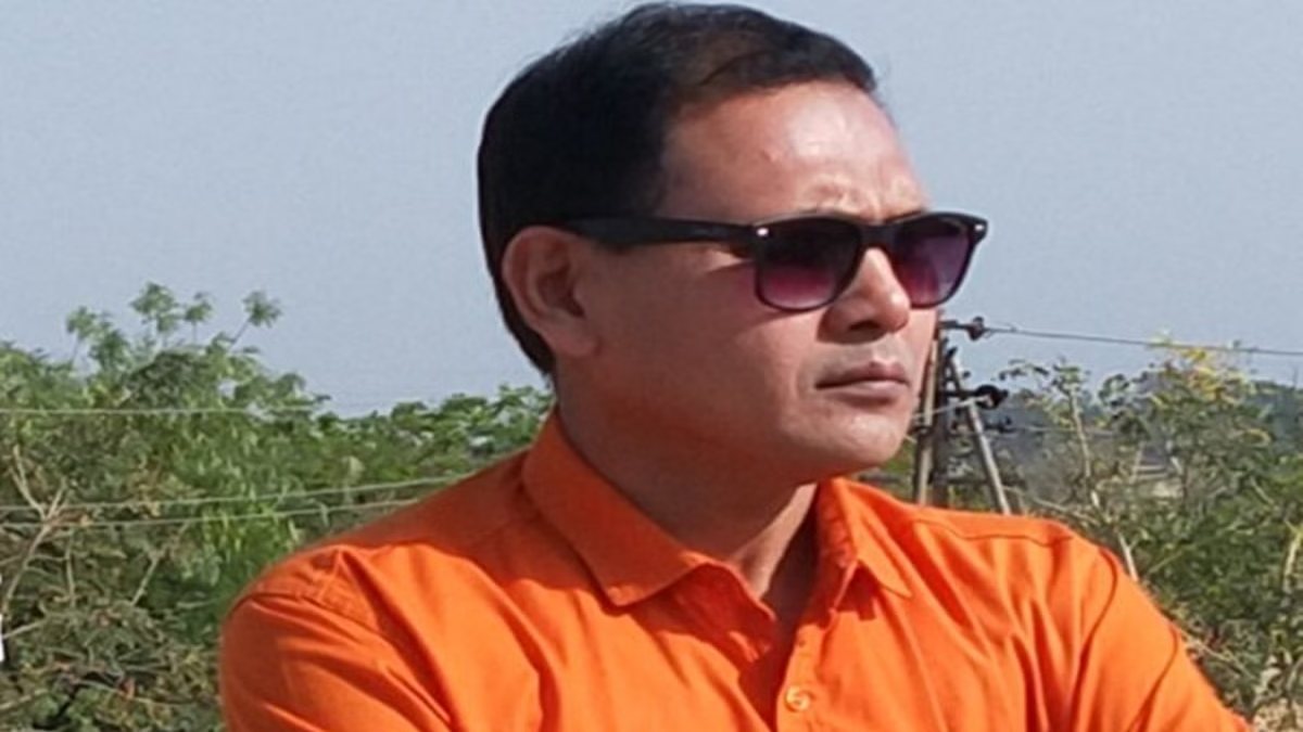 ‘जो शाकाहारी बने उनका जीवन सफल हो गया’, फिर चर्चा में IAS नियाज खान, सोशल मीडिया पर पोस्ट कर कही ये बात 