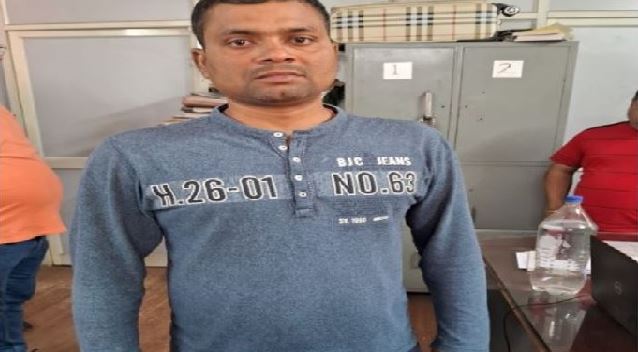 RPF एएसआई ने की प्लेटफॉर्म के बंद कमरे में लड़की से यौन शोषण की कोशिश, गिरफ्तार