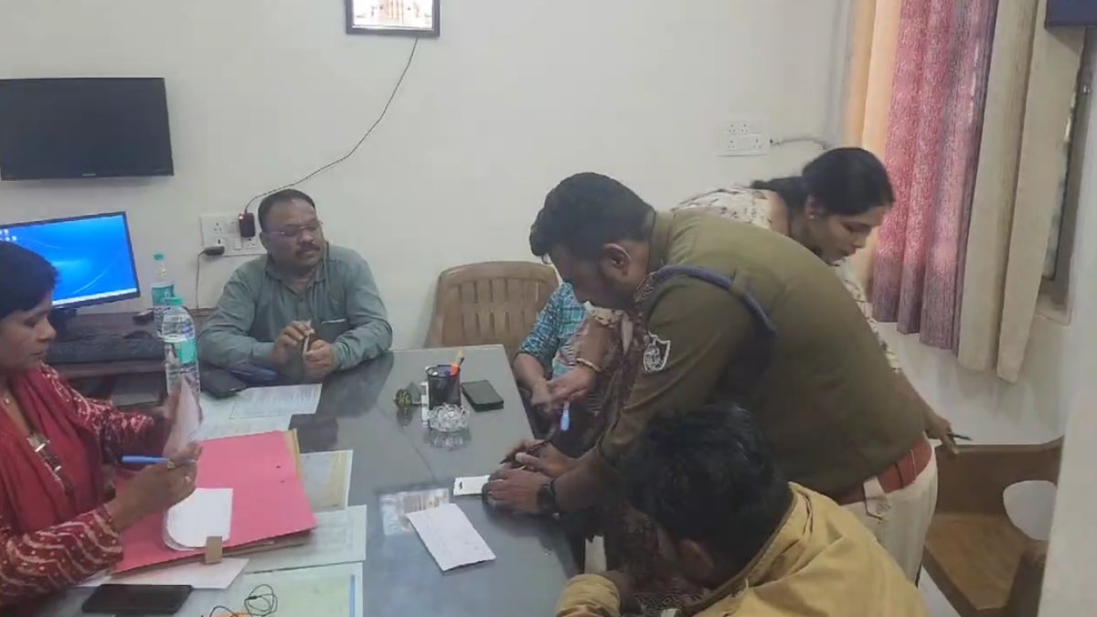 लोकायुक्त की बड़ी कार्रवाई: ASI को रिश्वत लेते रंगे हाथों किया गिरफ्तार, जानिए क्या है पूरा मामला 