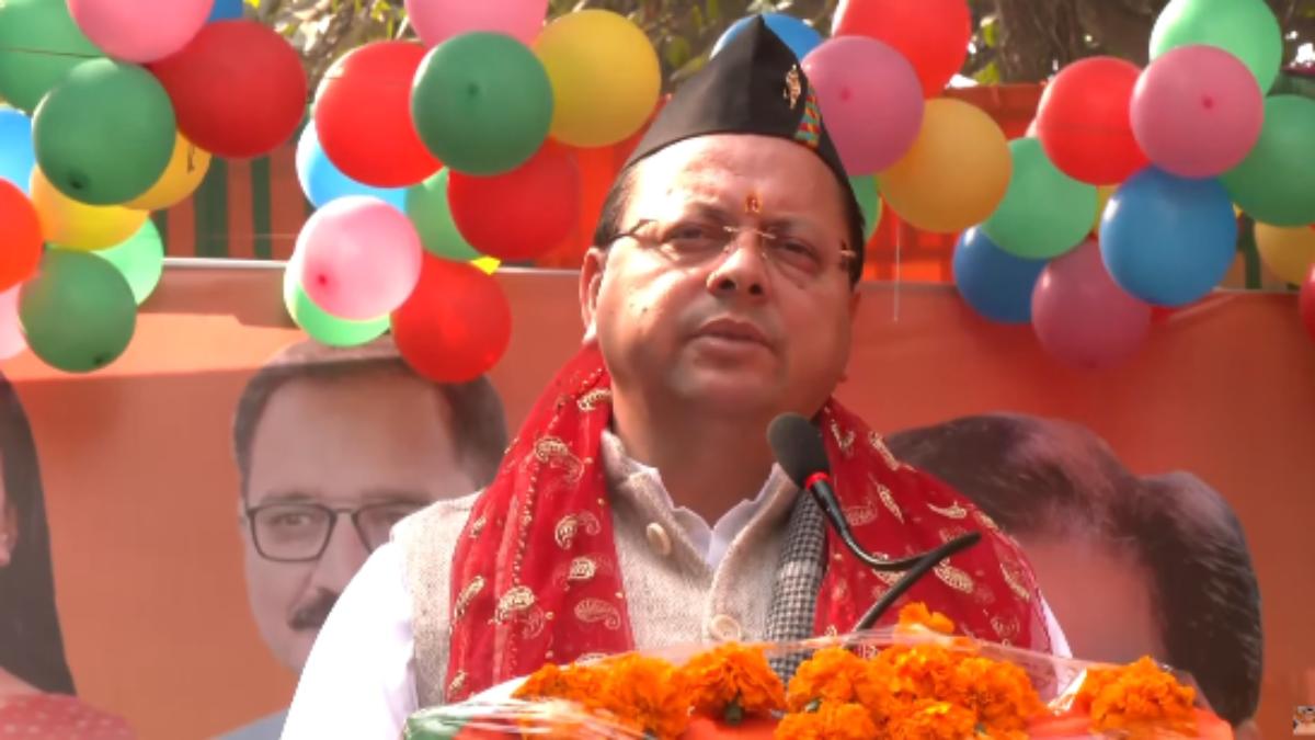 धामी सरकार के खिलाफ फूटा लोगों को गुस्सा, बोले- जन समस्याओं की जा रही अनदेखी, हमारी मांगे पूरी करो नहीं तो…