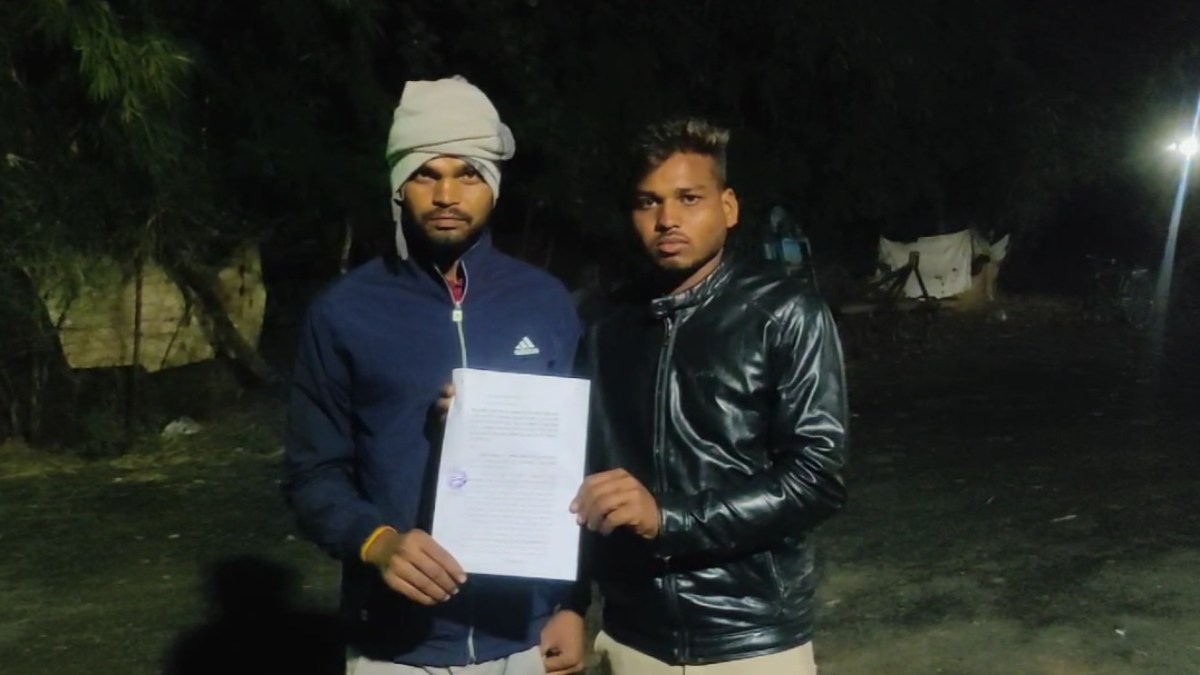 FIR तो लिख लो साहब… दलित युवकों की थाने में नहीं हुई सुनवाई, अब एसपी से लगाई न्याय की गुहार, मारपीट का वीडियो हुआ था वायरल  