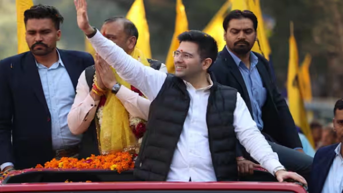 राघव का रोहिणी में रोड शो: AAP सांसद ने दिल्ली में सरकार बनाने का किया दावा, कहा- यह ‘आप’की जीत होगी