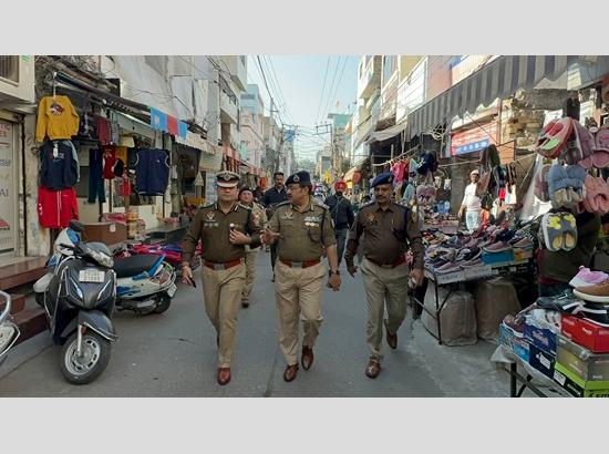 गणतंत्र दिवस 2025 : डीजीपी लॉ एंड ऑर्डर ने जालंधर थाने का किया अचानक निरीक्षण