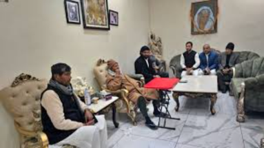 Bihar News: पशुपति पारस ने लालू यादव को दही-चूड़ा भोज का दिया निमंत्रण