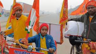 Bihar News: 8 साल के बेटे संग साइकिल से मां वैष्णो देवी की यात्रा पर निकले पिता 