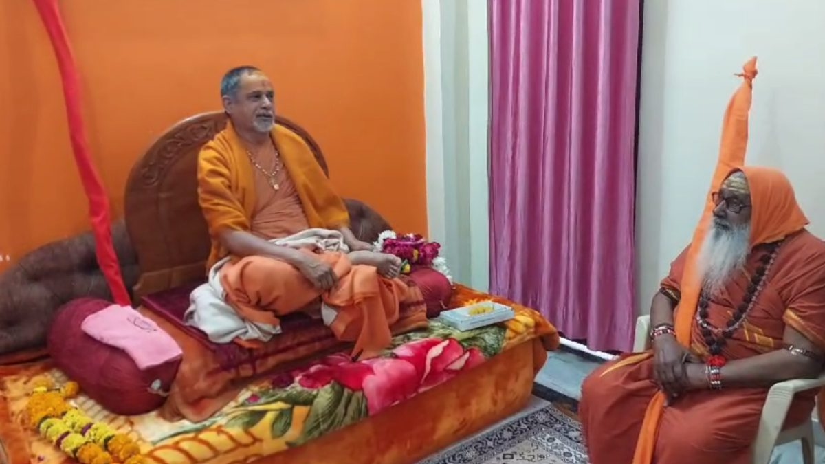 ‘मुगलों ने सैकड़ो सालों तक…’, शंकराचार्य स्वामी सदानंद सरस्वती का बड़ा बयान, महाकुंभ में गैर हिंदुओं के प्रवेश पर कही ये बात