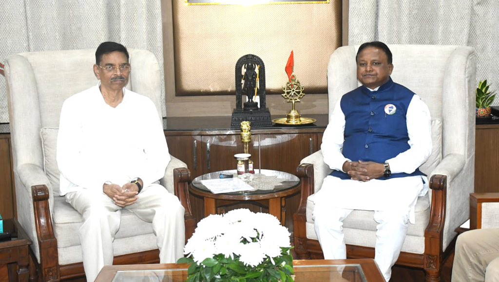 Odisha News: राज्यपाल से मुलाकात करने पहुंचे सीएम माझी