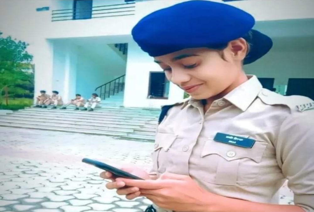 महिला सिपाही ने किया सुसाइड: शादी में जाने के लिए मांगी थी छुट्टी, घर में फांसी के फंदे पर लटका मिला