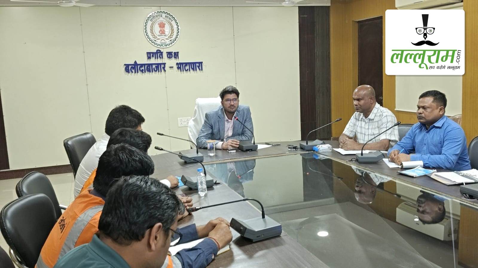 श्री सीमेंट संयंत्र में हुई घटना के बाद जागा प्रशासन: कलेक्टर ने जिले के सभी सीमेंट संयंत्र प्रबंधकों की ली क्लास, 3 दिन के भीतर व्यवस्था सुधारने दिए निर्देश