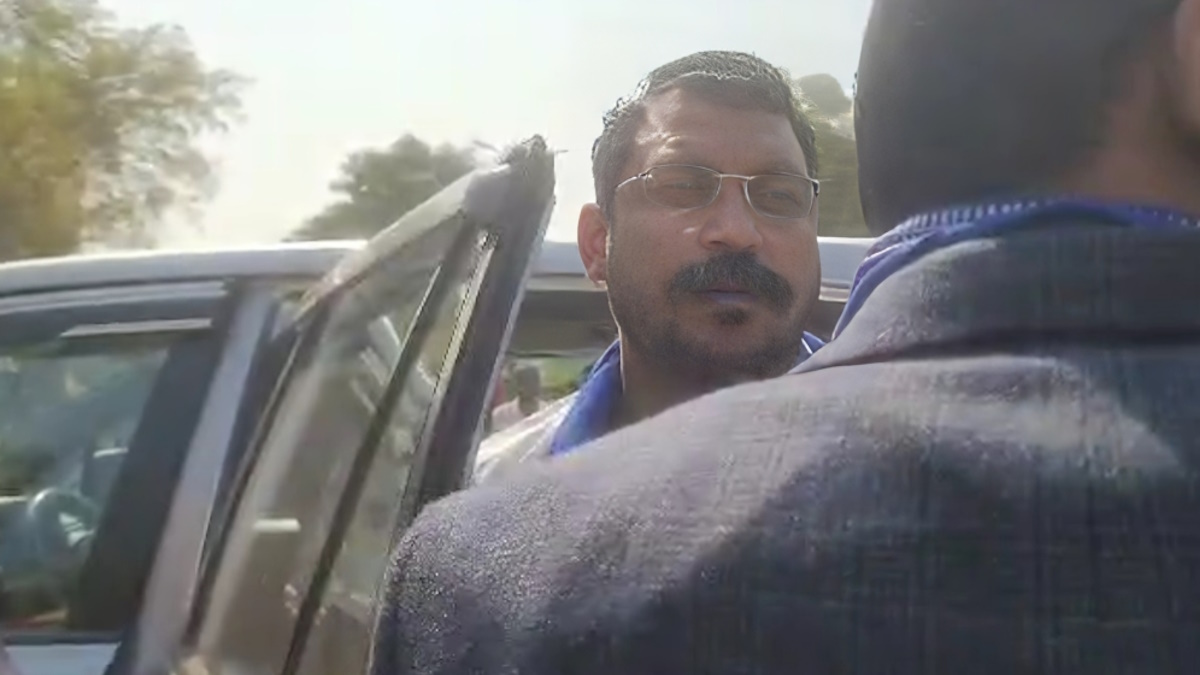 बलौदाबाजार हिंसा के आरोपियों से जेल में मिलने पहुंचे भीम आर्मी प्रमुख चंद्रशेखर आजाद, सीएम आवास का घेराव करने का किया ऐलान…