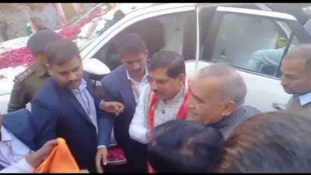 अचानक रामनिवास रावत के घर पहुंचे CM डॉ. मोहन: जयभान पवैया और पूर्व सांसद भी रहे मौजूद, जानिए क्या रही वजह