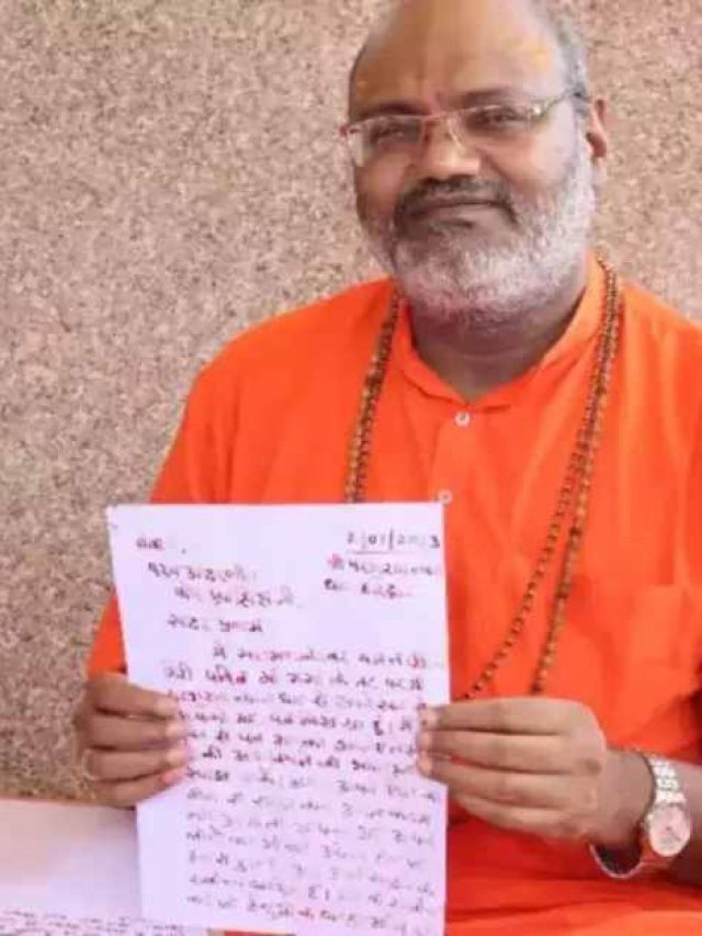 महामंडलेश्वर ने पीएम मोदी को खून से लिखा पत्र, कह डाली ये बात