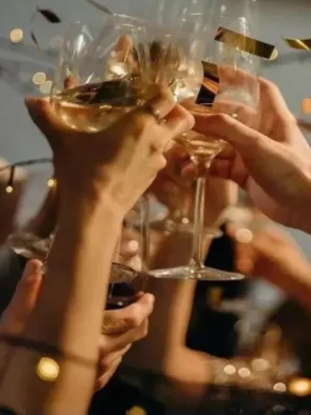 नए साल पर नोएडा के लोग ने गटक गए इतने करोड़ की शराब, बनाया नया रिकार्ड