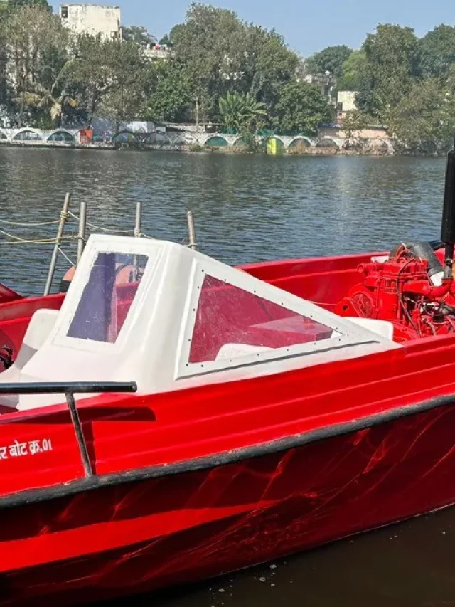 महाकुंभ के लिए बन कर तैयार हुई देश की पहली फायर फाइटिंग बोट