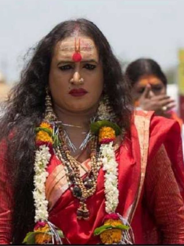 Mahakumbh: कितना पुराना है किन्नर अखाड़ा? महाकुंभ में इस अखाड़े के साथ किया अमृत स्नान