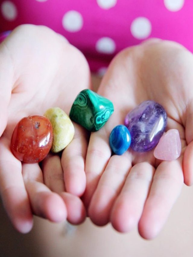 दौलत और शोहरत देंगे ये 5 रत्न, इस तरह करें धारण