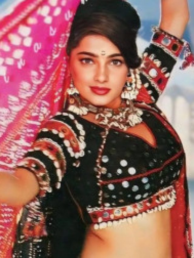 ममता कुलकर्णी की चर्चित फिल्में-गाने, जो आज भी किए जाते हैं याद