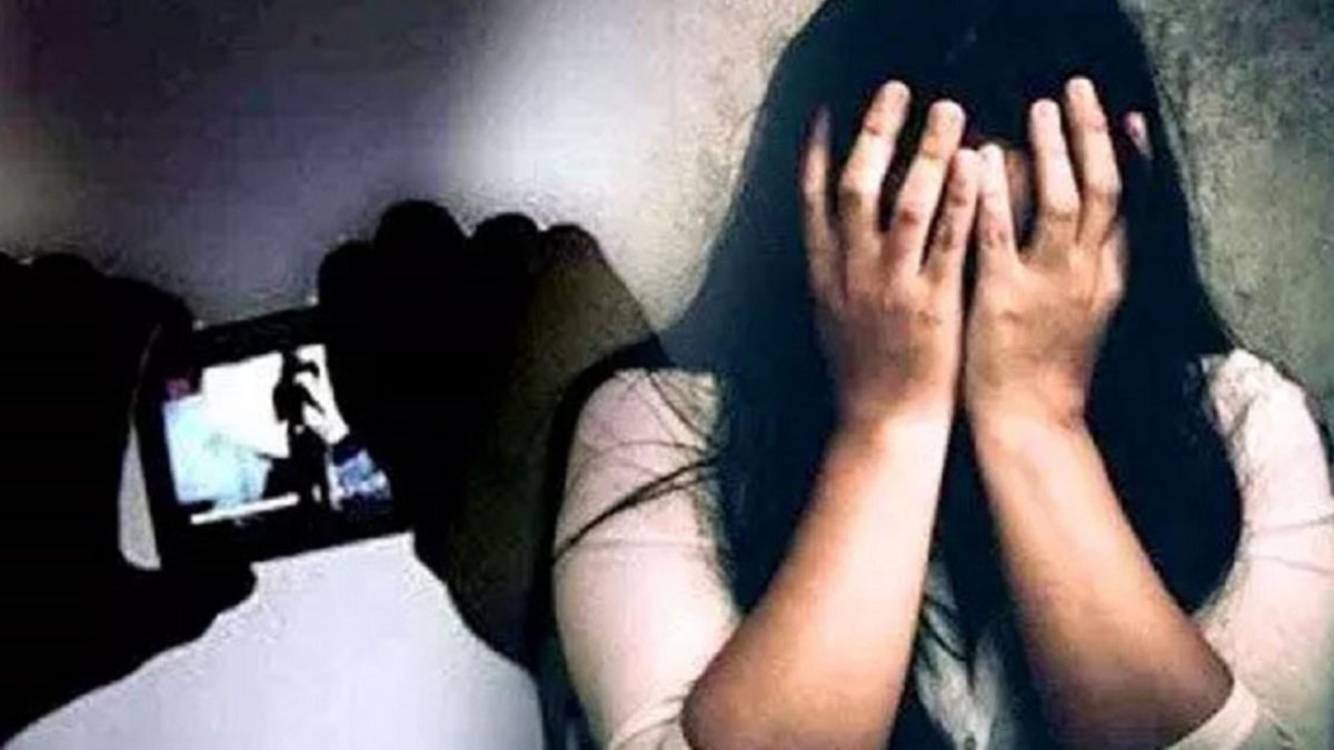 प्यार में धोखा : युवती को परिवार से मिलवाने के बहाने ले गया घर, जबरन दुष्कर्म कर बनाया वीडियो, फिर करने लगा ब्लैकमेल, आरोपी ओडिशा से गिरफ्तार