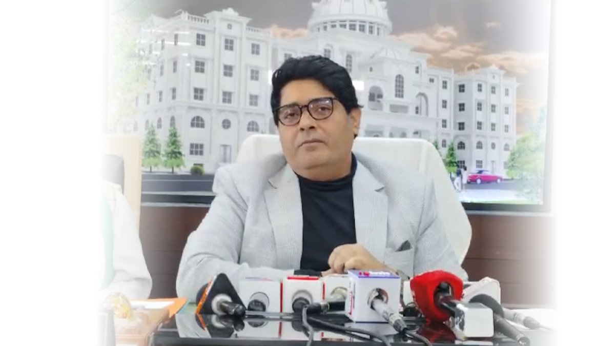 एजाज ढेबर का बड़ा बयान, ‘मैं अभी भी महापौर, प्रशासक के हाथों में नहीं दूंगा शहर…’