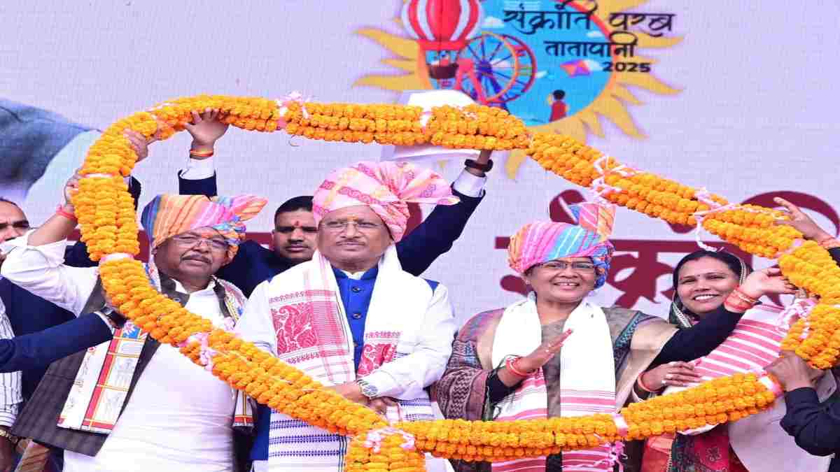 CM ने बलरामपुर-रामानुजगंज को दी 177 करोड़ की सौगात, बलरामपुर कॉलेज में बनेगा ऑडिटोरियम, विष्णुदेव साय ने कहा – छत्तीसगढ़ ही एक ऐसा राज्य, जहां भांजे को माना जाता है भगवान का स्वरूप