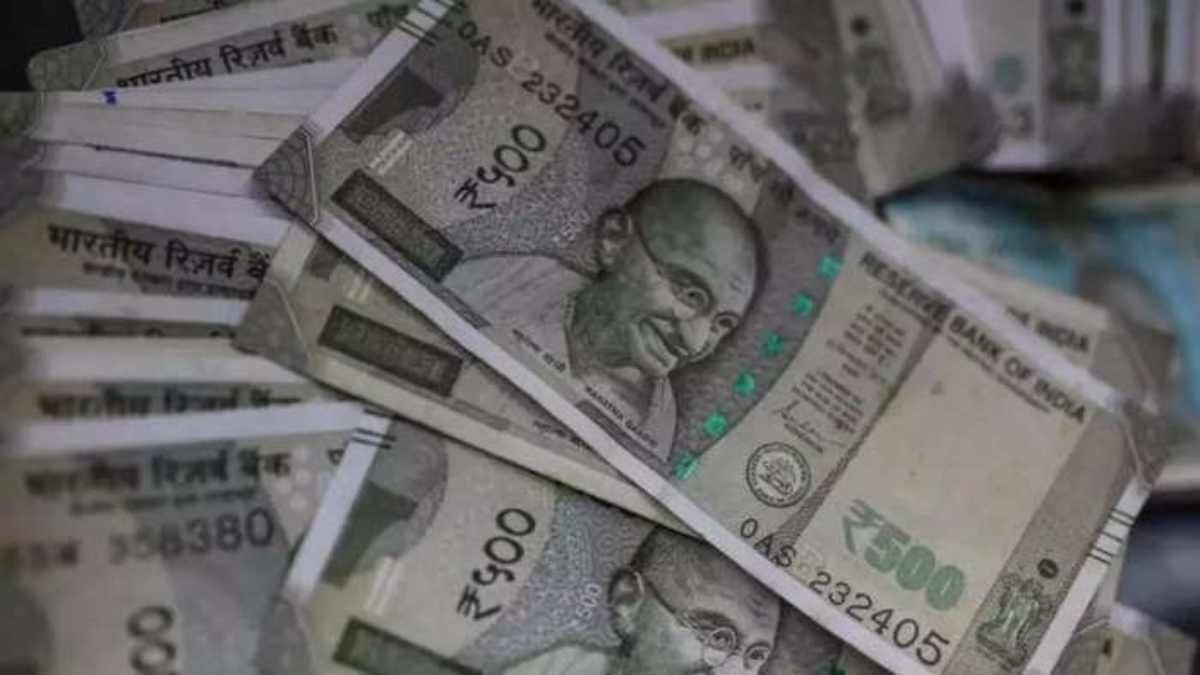 CrorePati Scheme: सिर्फ 10 रुपए रोजाना बचाकर बन जाएंगे करोड़पति, जानिए क्या है स्कीम्स…