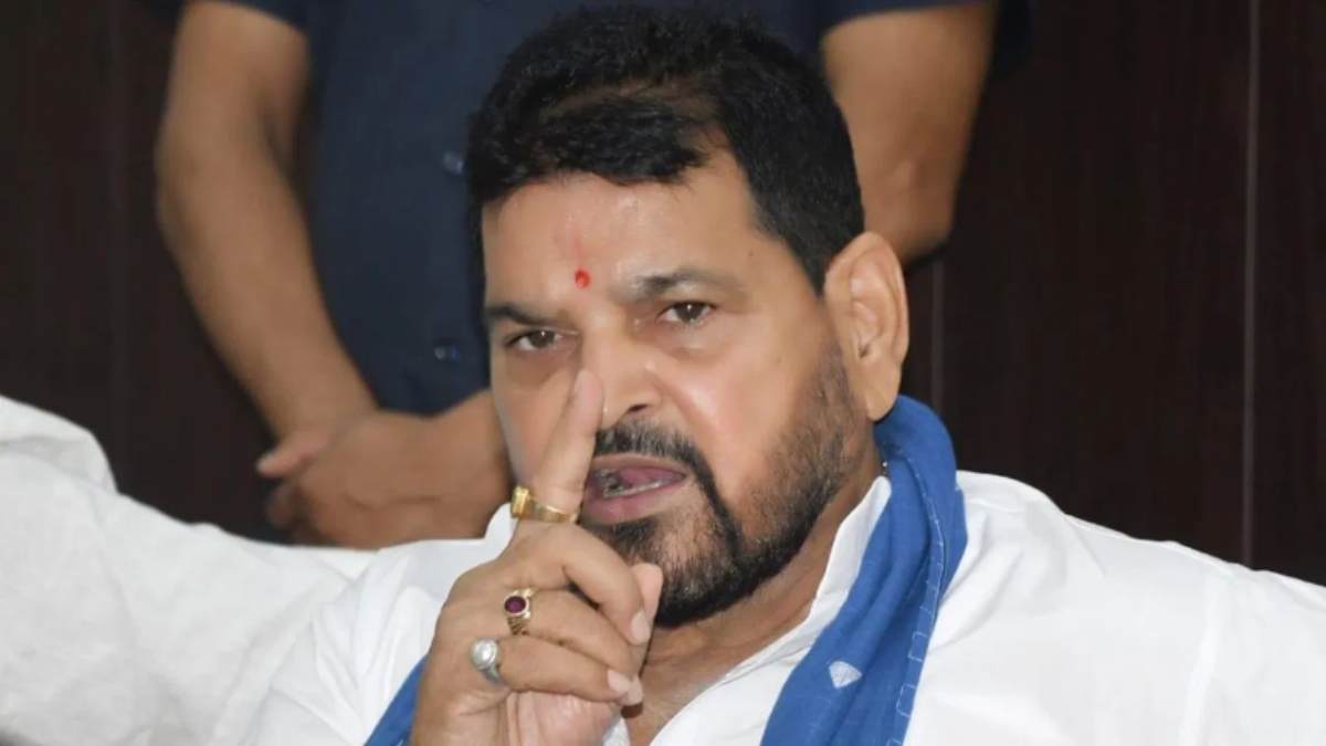 ‘…ये बचकानी हरकते बंद करें’, पूर्व PM मनमोहन के स्मारक को लेकर BJP नेता बृजभूषण शरण का बड़ा बयान, राहुल गांधी को लेकर कह दी ये बात…