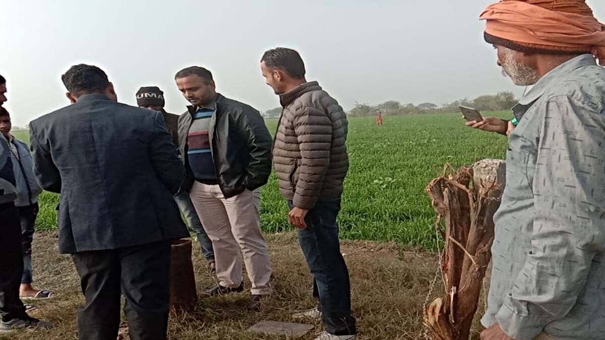 Rajasthan News: खुले बोरवेलों की निगरानी के लिए बनेगी विशेष टीम, निरीक्षण में निकले कलेक्टर ने लिया त्वरित एक्शन…