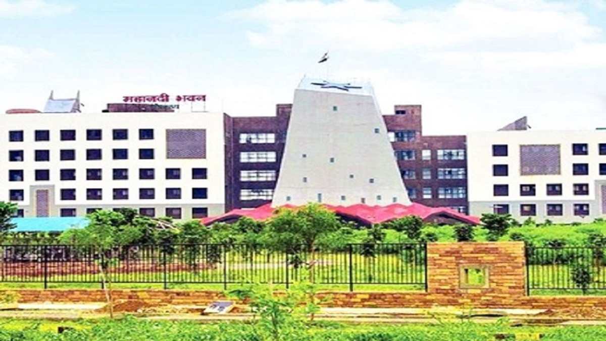 CG Breaking : 95 नगर पंचायतों में प्रशासकों की नियुक्ति, इन्हें मिली जिम्मेदारी