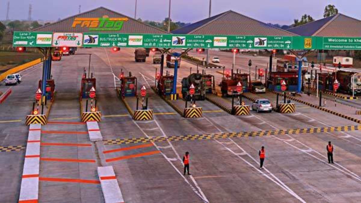नहीं देना होगा Toll Tax : इन गाड़ियों पर नहीं लगेगा टैक्स, ये गाड़ियां होंगी छूट के दायरे से बाहर