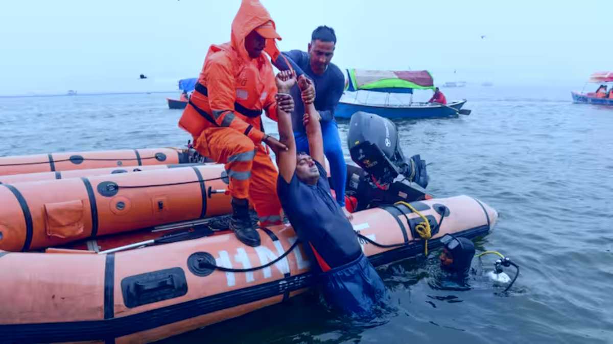Mahakumbh 2025: मॉकड्रिल के बीच पलटी श्रद्धालुओं से भरी नाव, मची चीख-पुकार, फिर जो हुआ…