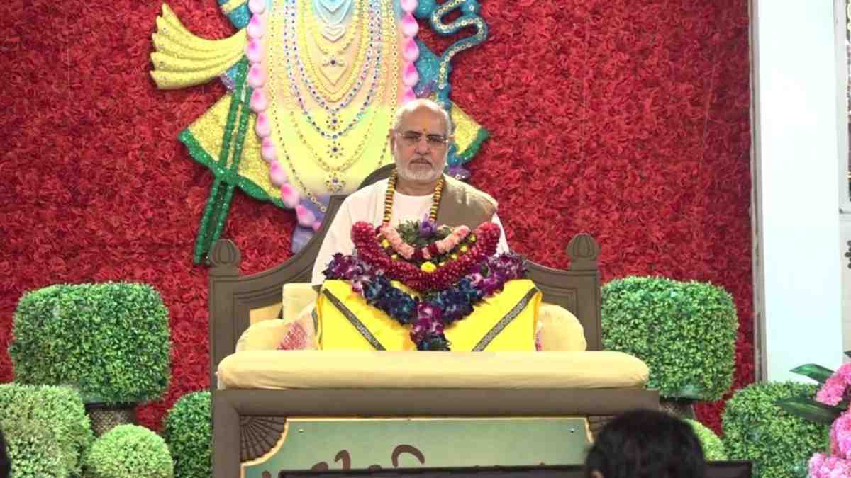 कर्म से ही सब कुछ है, किस्मत के भरोसे न बैठें, मेहनत करेंगे तो जीवन में आगे बढ़ेंगे – भगवताचार्य रमेश ओझा
