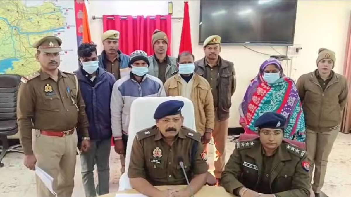 जिस्म का सौदाः नाच-गाने की आड़ में किशोरी से करा रहे थे देहव्यापार, जानिए फिर कैसे खुली काले कारनामों की पोल…