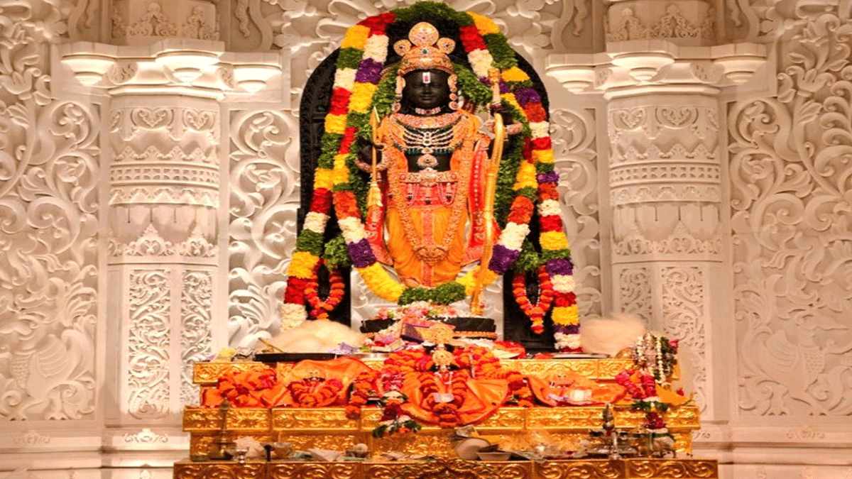 पहली वर्षगांठ पर पीतांबरी पोशाक पहनेंगे रामलला : दिल्ली में तैयार किए जा रहे भगवान के वस्त्र, सोने-चांदी के तारों से हो रही बुनाई