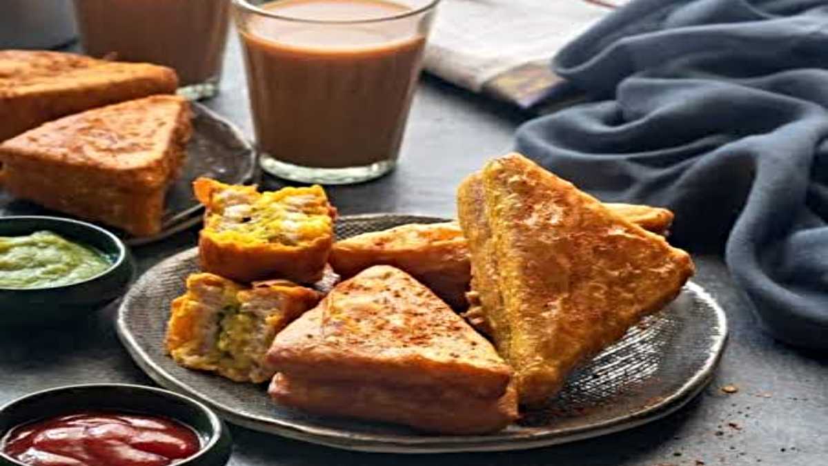 Bread Pakoda Recipe: ठंड में गरमा गरम चाय के साथ लें चटपटे ब्रेड पकौड़े का मजा…