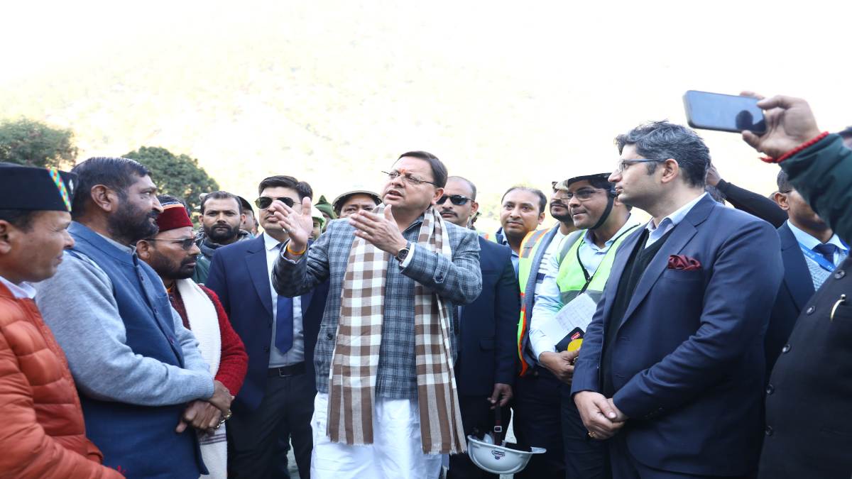 सीएम धामी ने ऋषिकेश-कर्णप्रयाग रेल लाइन का किया निरीक्षण, कहा- चारों धाम रेल कनेक्टिविटी से जाएंगे जुड़