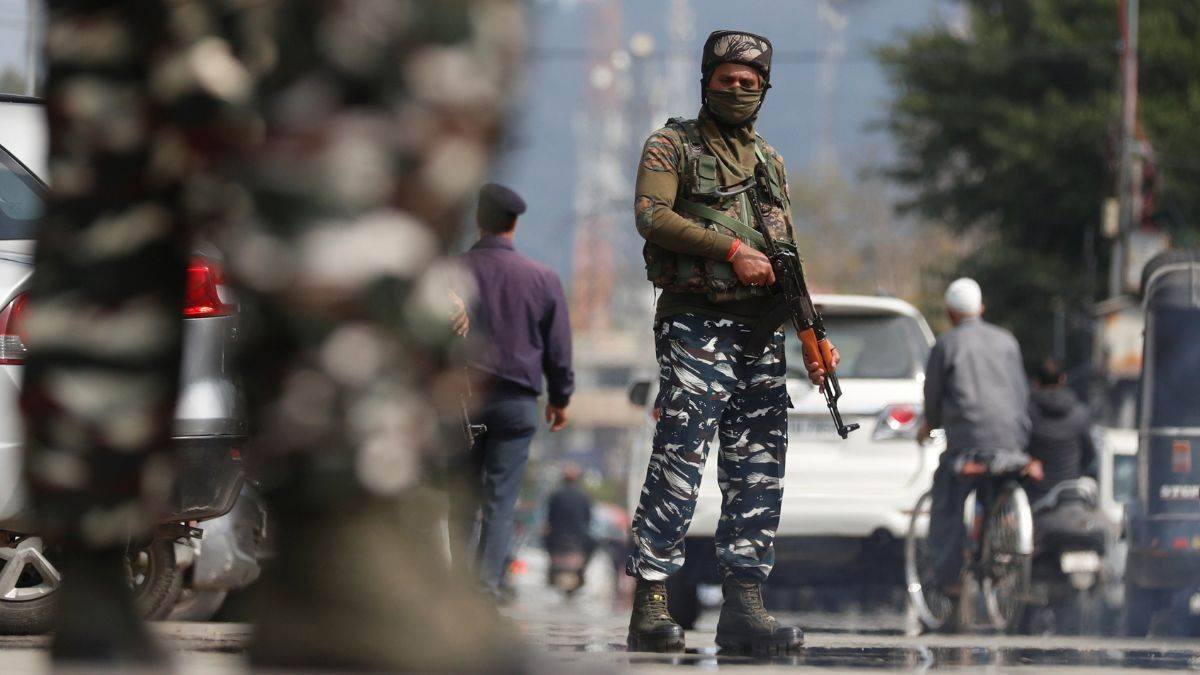 Republic Day 2025: गणतंत्र दिवस को लेकर पंजाब पुलिस अलर्ट मोड पर, हर शहर के चप्पे-चप्पे पर नजर…