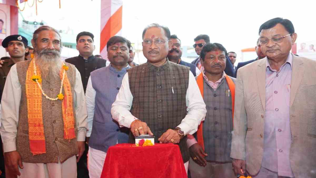 CM साय ने कोंडागांव को दी 2 अरब 88 करोड़ 18 लाख के विकास कार्यों की सौगात, कहा – महतारी वंदन से माताओं-बहनों के चेहरे पर आई मुस्कान हमारे कार्य की सार्थकता