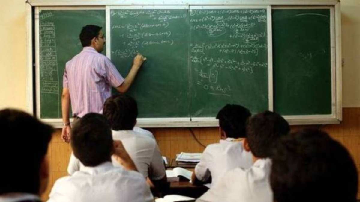 ‘जानकारी दो नहीं तो…’, अफसर-कर्मियों को देना होगा चल-अचल संपत्ति का ब्योरा, न देने पर पड़ जाएंगे लेने के देने