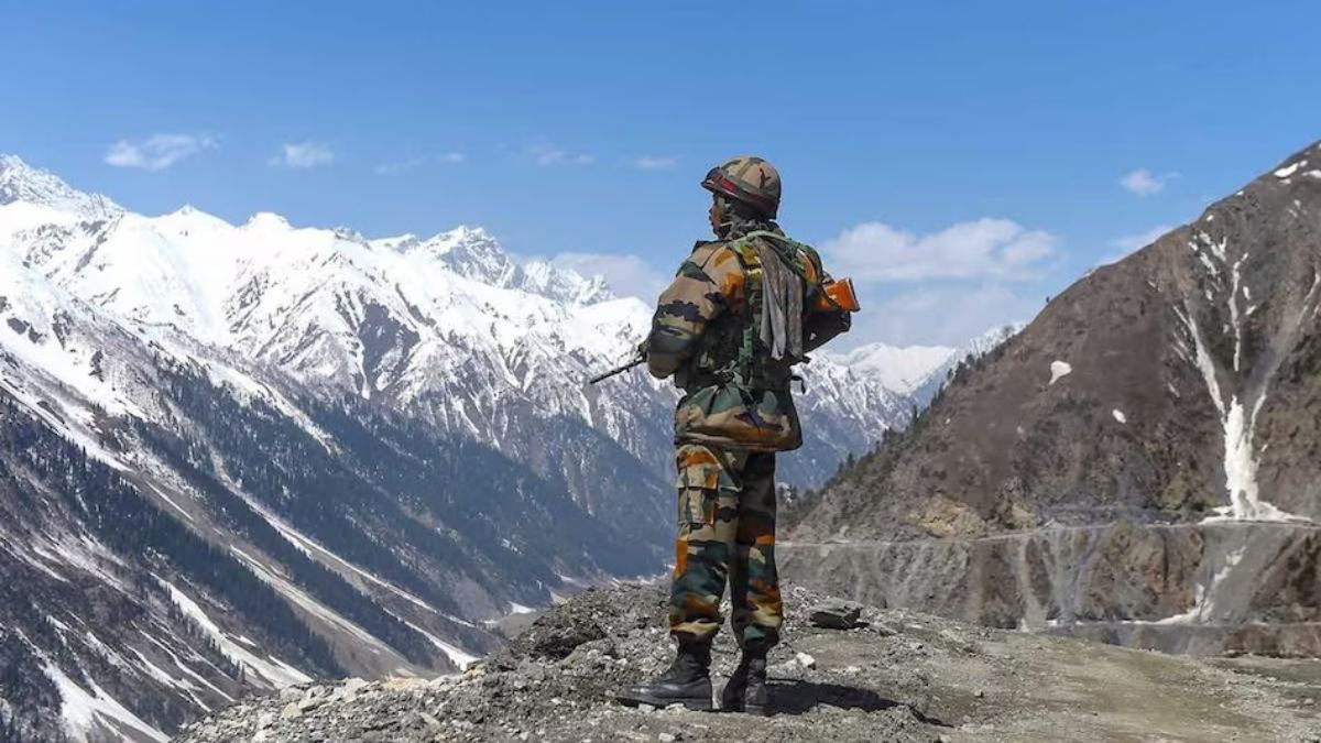 LAC पर संवेदनशील हालात! आर्मी चीफ के बाद अब विदेश मंत्रालय ने कही ये बड़ी बात