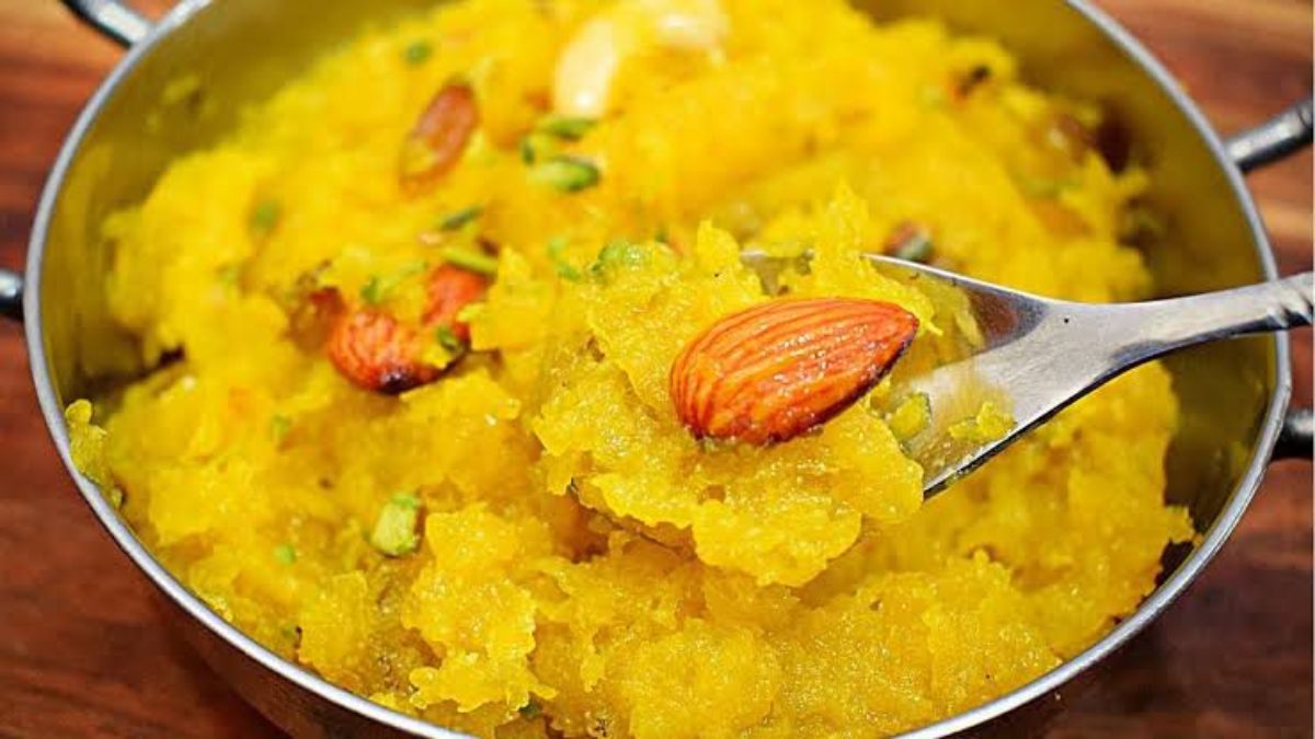 Pumpkin Halwa: ठंड में लें गर्मागर्म कद्दू के हलवे का स्वाद, पौष्टिक भी और स्वादिष्ट भी…