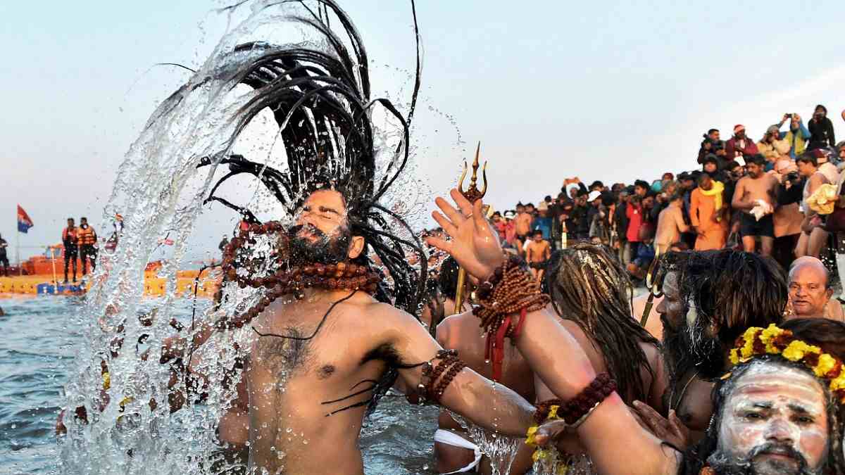 Mahakumbh 2025: महाकुंभ में सनातन बोर्ड बनाने की उठी मांग, वफ्फ बोर्ड को समाप्त करने उठ रही आवाज
