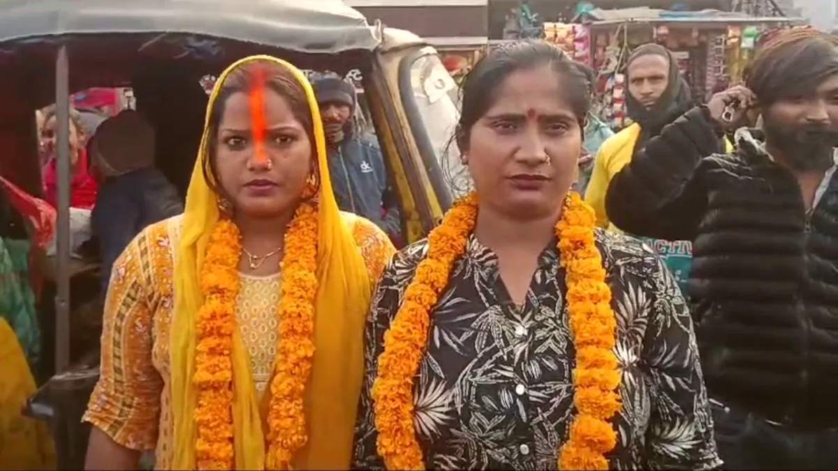 ‘आज कल तेरे-मेरे प्यार के चर्चे हर जुबान पर’…  2 महिलाओं ने आपस में रचाई शादी, जानिए अनोखी LOVE स्टोरी की पूरी स्टोरी…