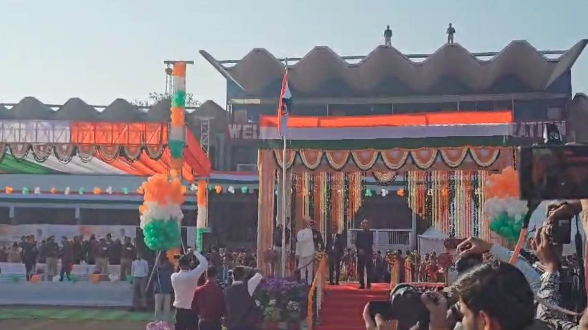 Republic Day 2025: CM डॉ. मोहन यादव ने किया ध्वजारोहण, विकास और आत्मनिर्भर MP का दिया संदेश