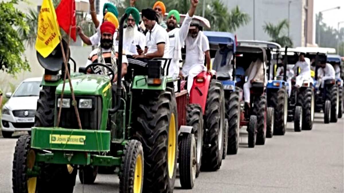 Kisan Andolan: किसानों ने ट्रैक्टर मार्च से केंद्र सरकार के खिलाफ विरोध, 200 जगहों पर हुआ प्रदर्शन…