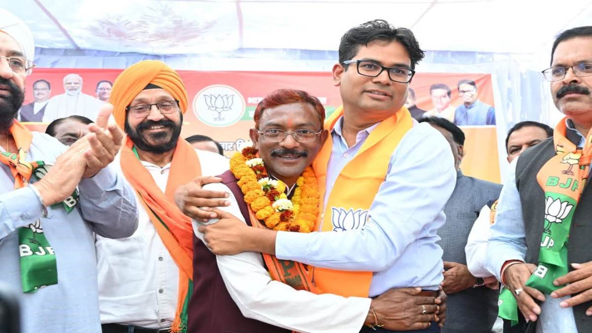 चार दशकों से कांग्रेस के साथ रहे सतपाल को मंत्री ओपी चौधरी ने करवाया भाजपा प्रवेश, बग्गा ने कहा- चाय बेचने वाले को टिकट देने से हुआ प्रभावित