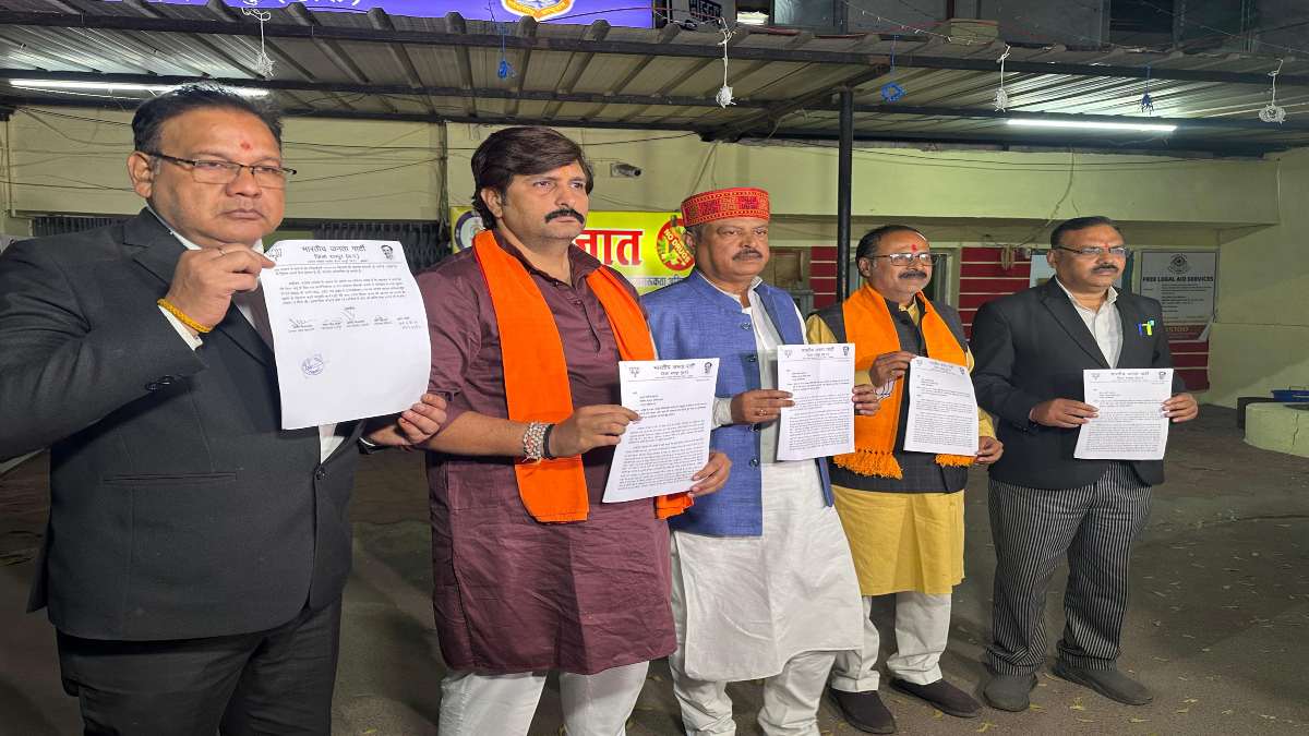 महाकुंभ को लेकर विवादित टिप्पणी कर बुरे फंसे मल्लिकार्जुन खड़गे, राजधानी में भाजपा ने दर्ज कराई शिकायत