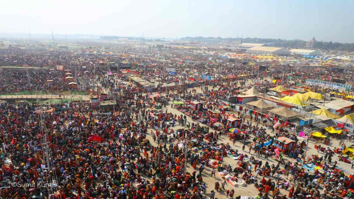 बन गया नया रिकार्डः महाकुंभ में आज 4.64 करोड़ लोगों ने लगाई आस्था की डुबकी, जानिए अब तक कुल कितने करोड़ श्रद्धालुओं ने किया गंगा स्नान…